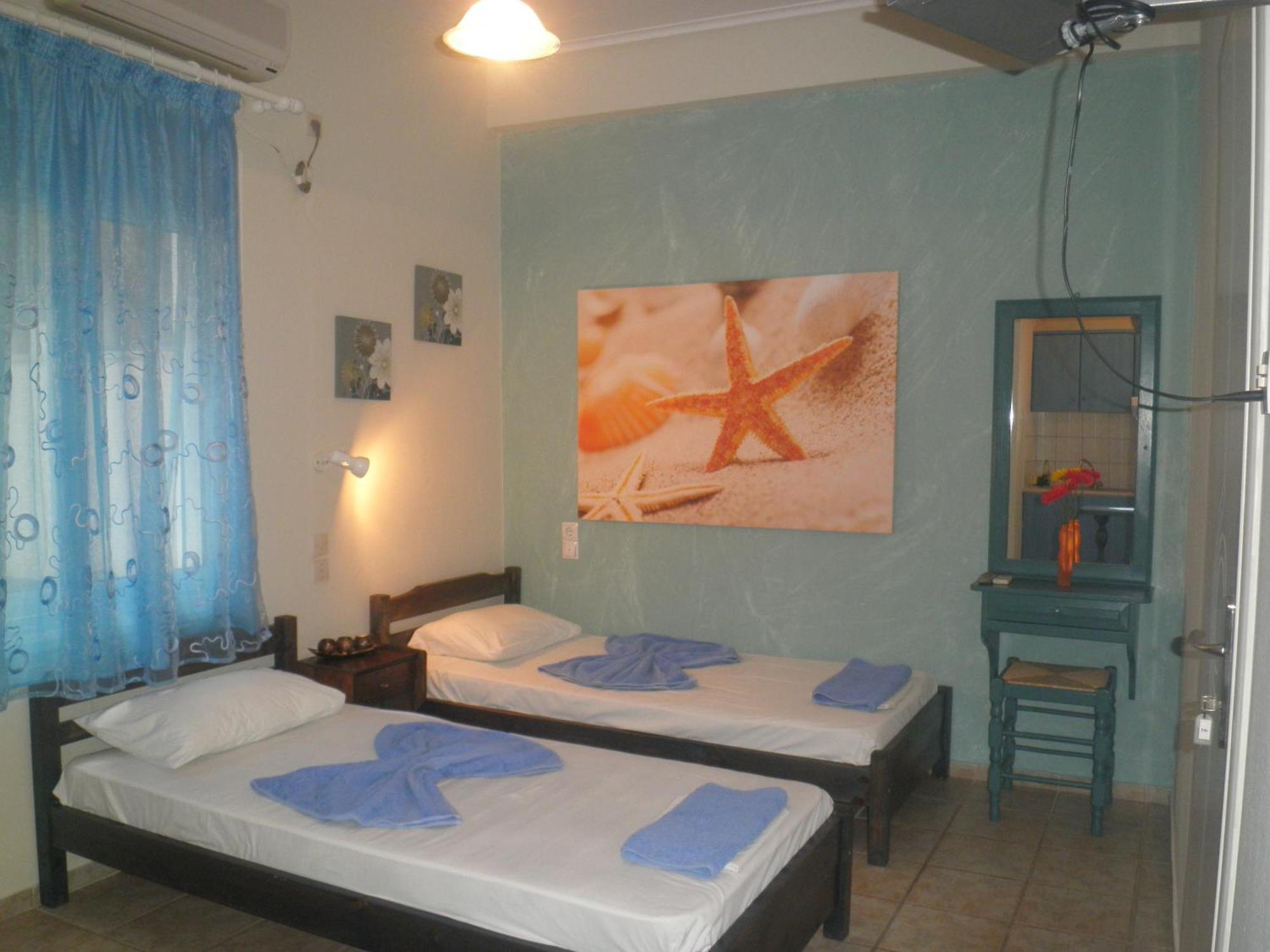 Babis Hotel Скиатос Стая снимка