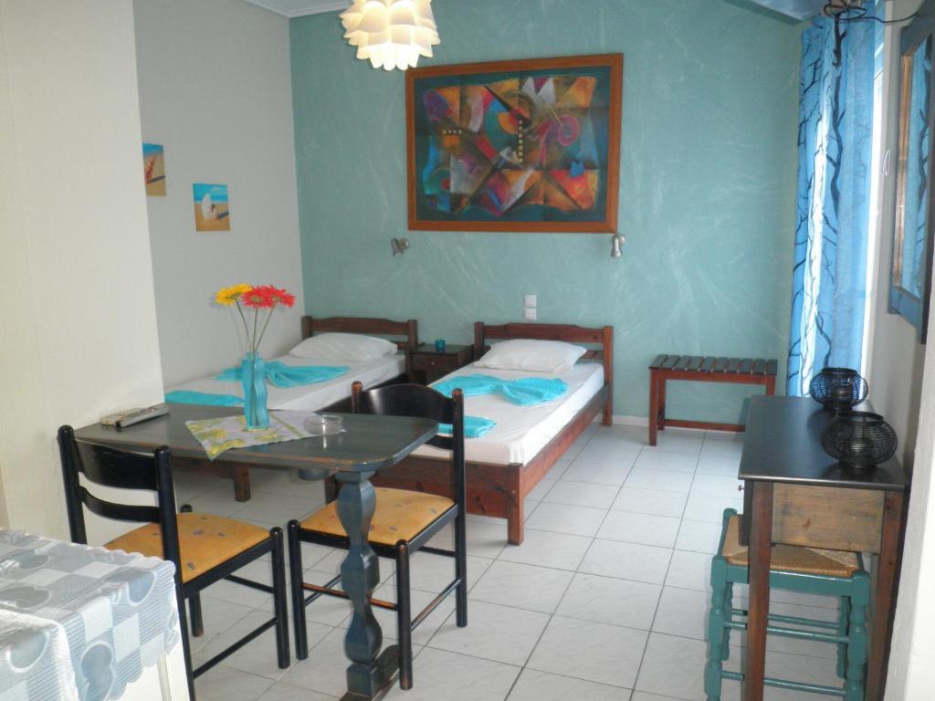 Babis Hotel Скиатос Екстериор снимка