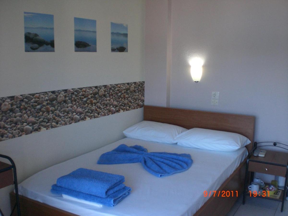 Babis Hotel Скиатос Стая снимка